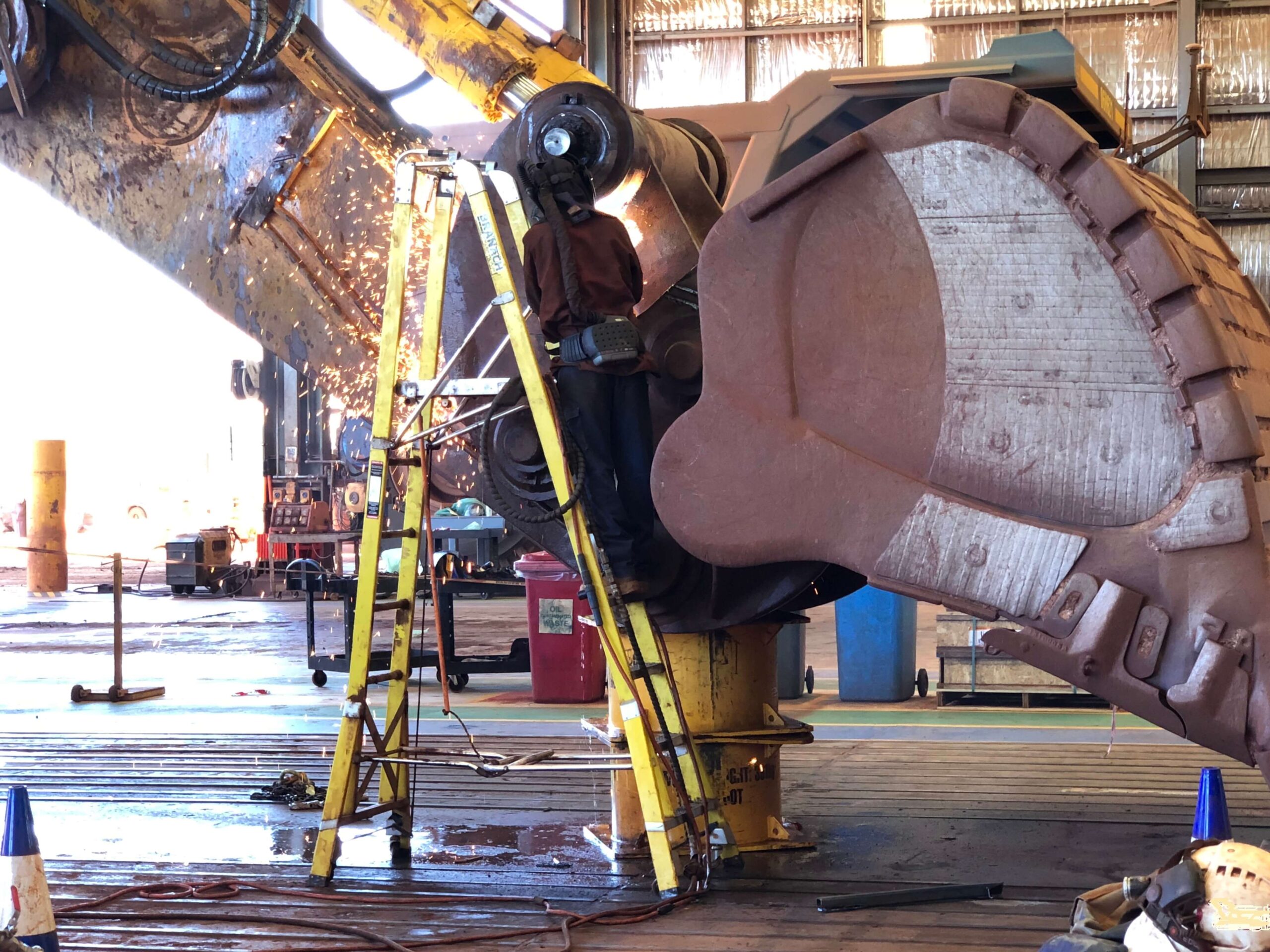 Working-Men-LineBore